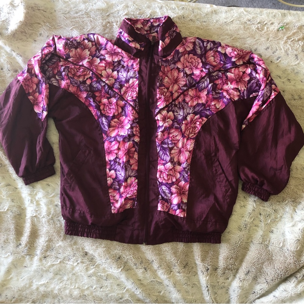 Vintage floral oversized windbreaker/spring floral jacket size Small